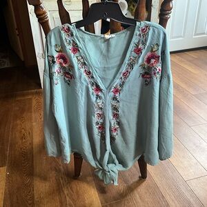 Entro size 1X LADIES TOP
